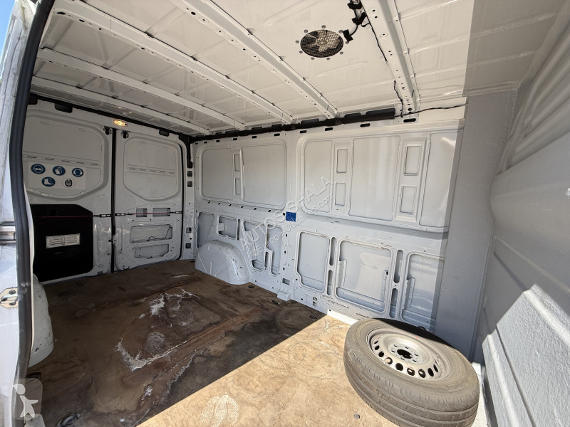 عربة نفعية Mercedes SPRINTER FG / PRIX HT 20...