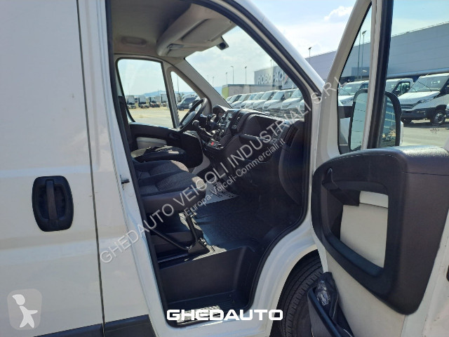 Лекотоварен автомобил Citroën CITROEN JUMPER...