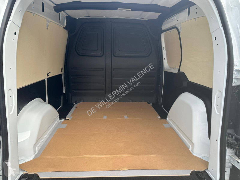 عربة نفعية Mercedes 110 CDI Fourgon PRO Standard