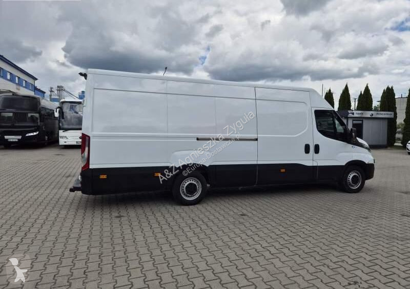Furgoneta Iveco DAILY 35-140 / SPROWADZONY Z...
