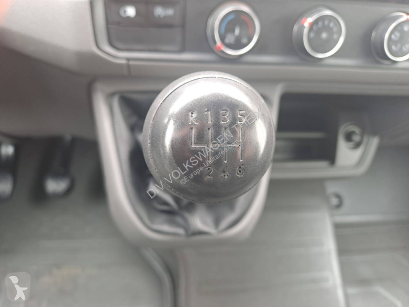 Volkswagen CRAFTER VAN 30 L3H3 2.0 TDI 140 CH...