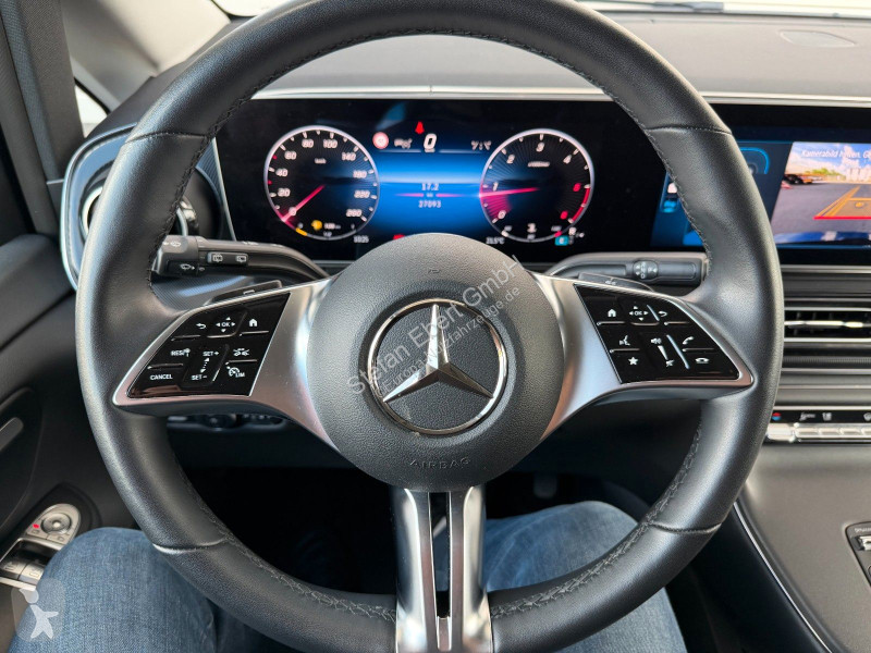 عربة نفعية Mercedes V  d DISTRONIC AHK2,5to 7Sitze