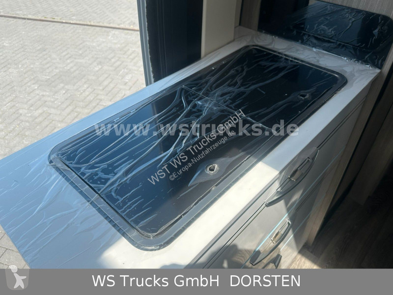 Véhicule utilitaire  R640 Auto. Solar Lithium...