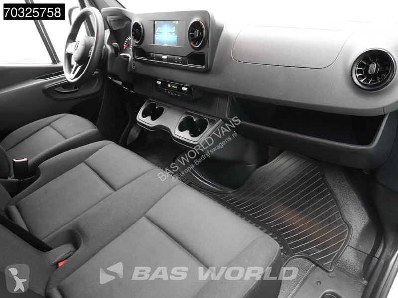 Véhicule utilitaire Mercedes 215 CDI Automaat...