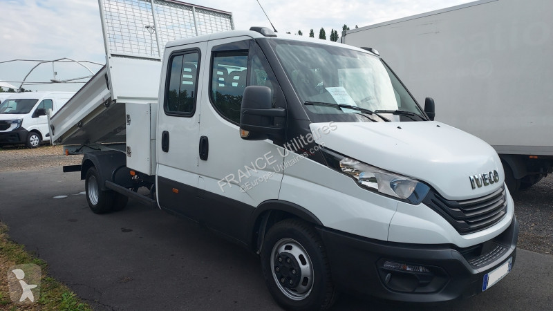 Véhicule utilitaire Iveco DAILY BENNE 6 PLACES...