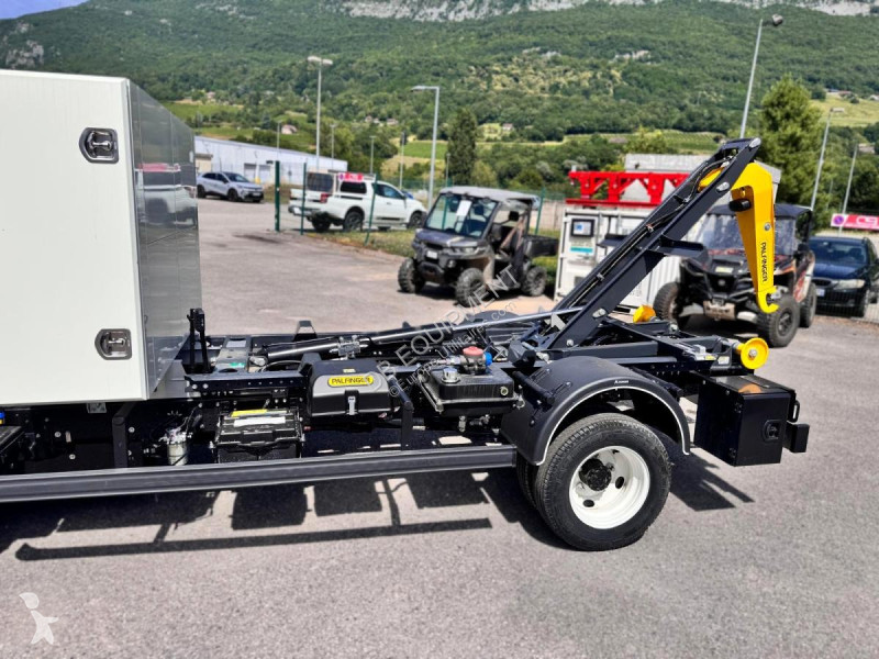 Furgoneta Isuzu GEN2 3.0L 150CH - Utilitaire...