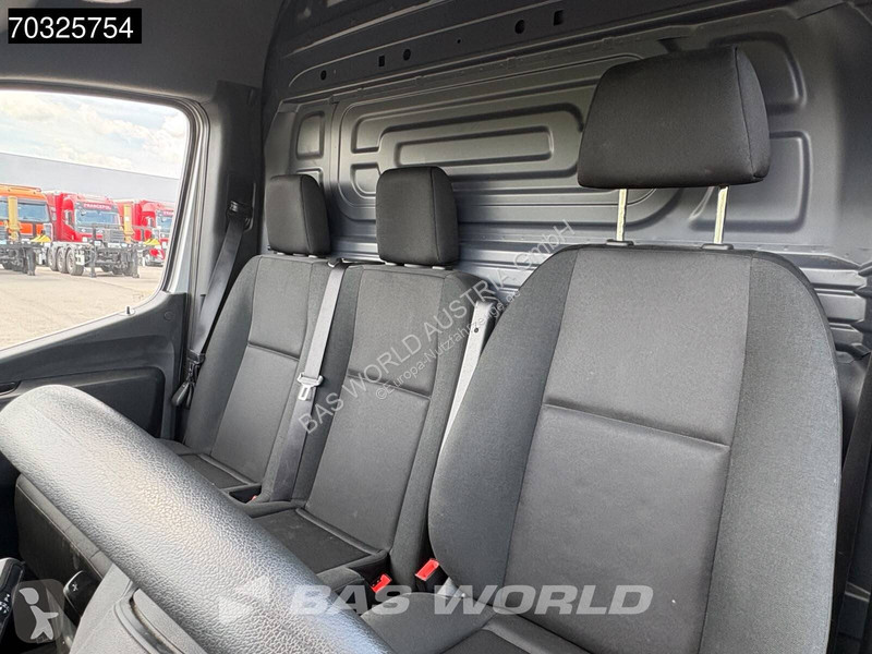 عربة نفعية Mercedes 215 CDI Automatik 150PS...