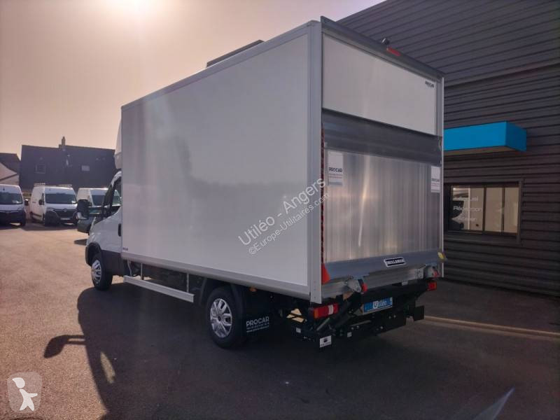 Furgoneta Iveco