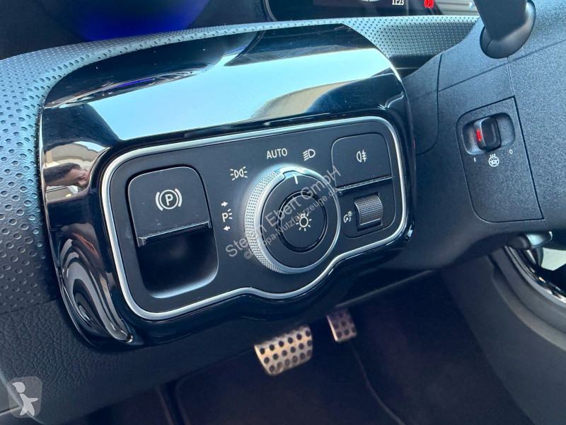عربة نفعية Mercedes A 35 A...