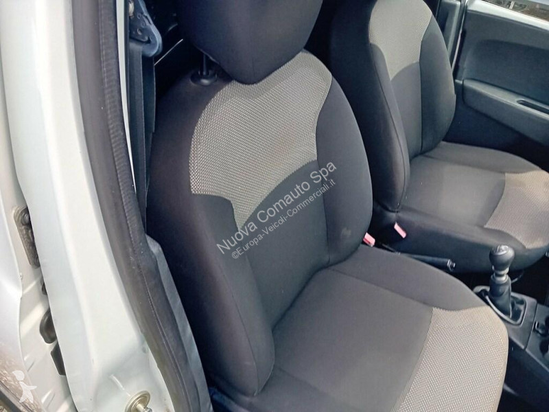 Veicolo commerciale Dacia
