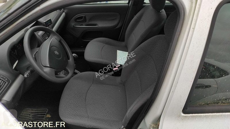 Коммерческий автомобиль Renault CLIO