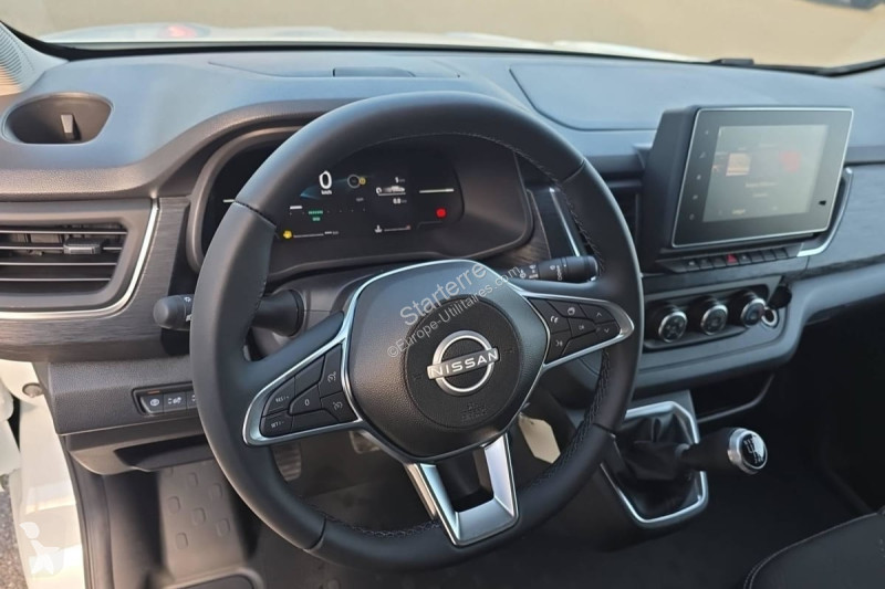 Véhicule utilitaire Nissan PRIASTAR FOURGON