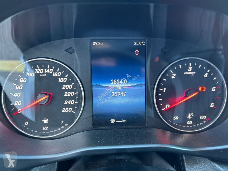 عربة نفعية Mercedes Vito furgone 119 cdi long...