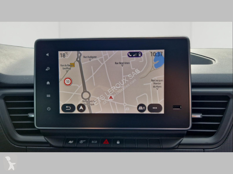 Véhicule utilitaire Renault TRAFIC