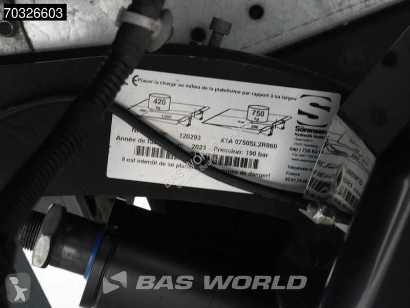 Bedrijfswagen Iveco 35C16 3.0L Laadklep...