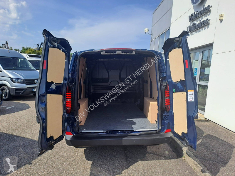 عربة نفعية Volkswagen TRANSPORTER VAN L1H1 2.0...