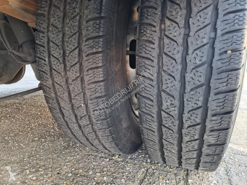 Samochód dostawczy Iveco 35C18 3.0D L2H2 DC...