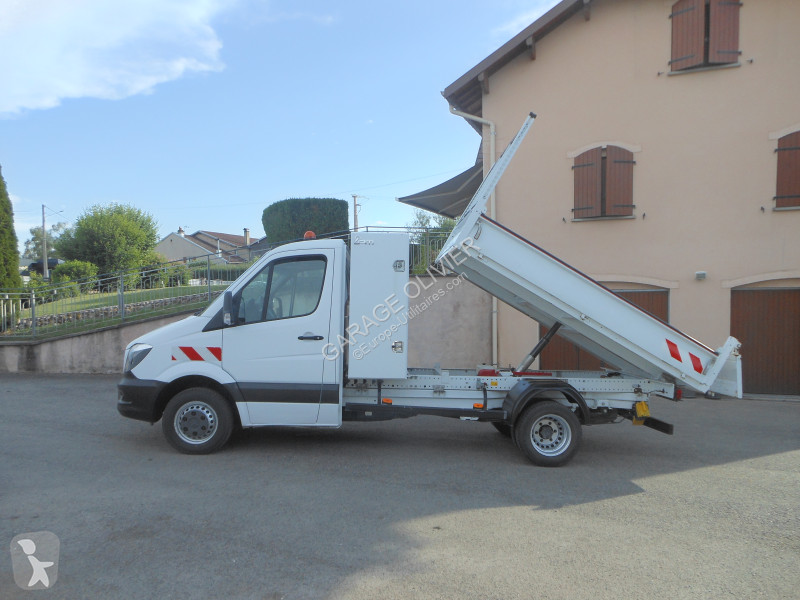 Véhicule utilitaire Mercedes Benne 514 CDI 37...