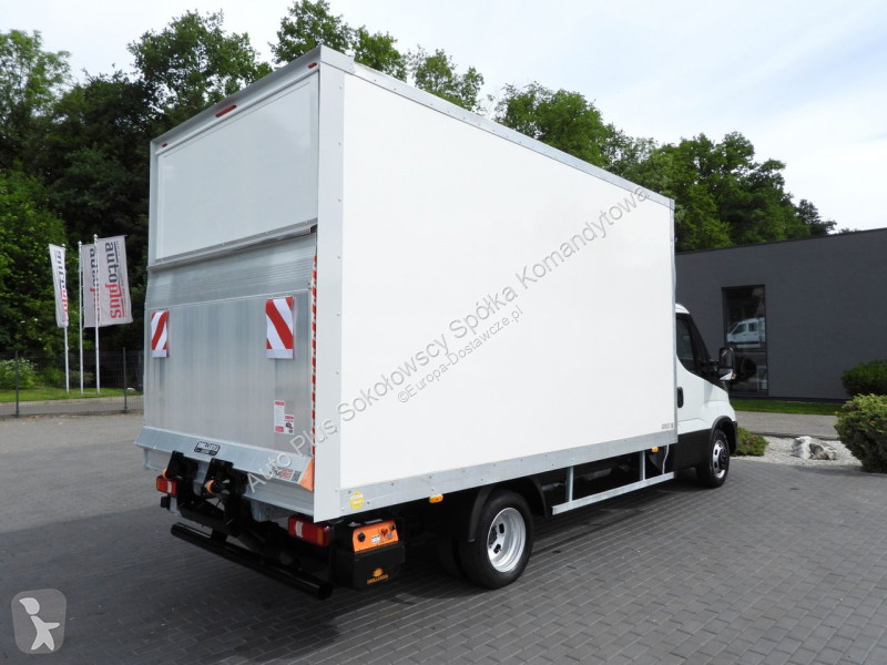 Furgoneta Iveco 35C16 DAILY