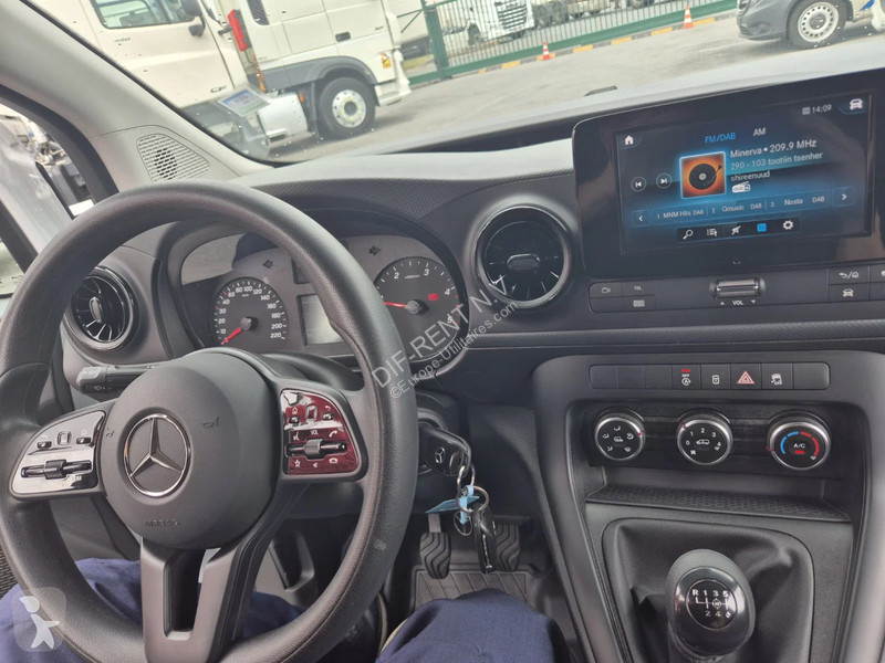 عربة نفعية Mercedes 110 CDI