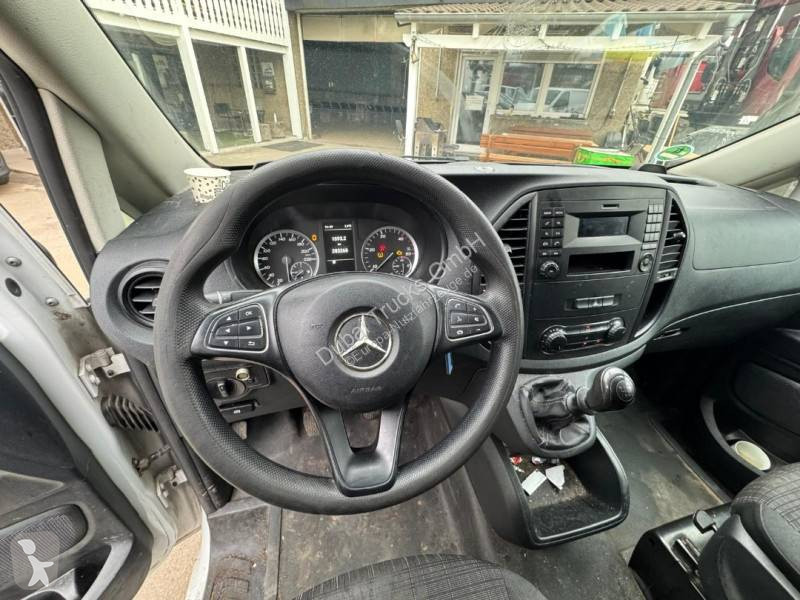 عربة نفعية Mercedes
