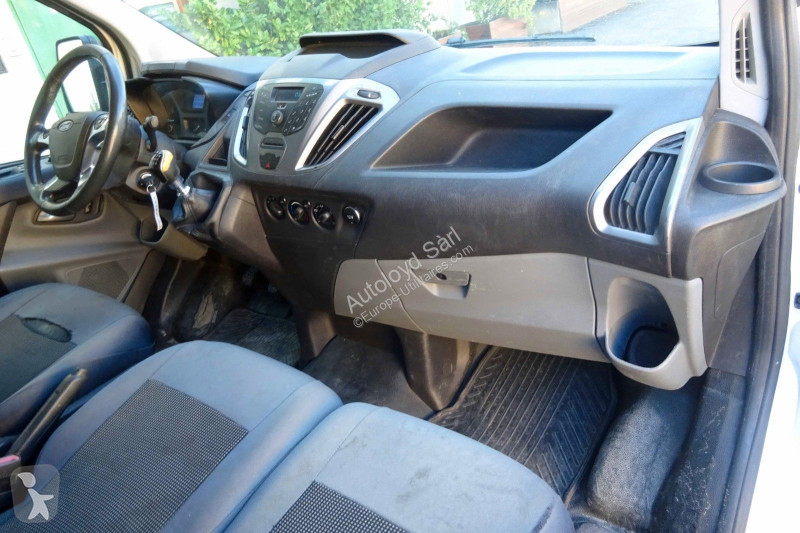 Véhicule utilitaire Ford TRANSIT CUSTOM 2,2...