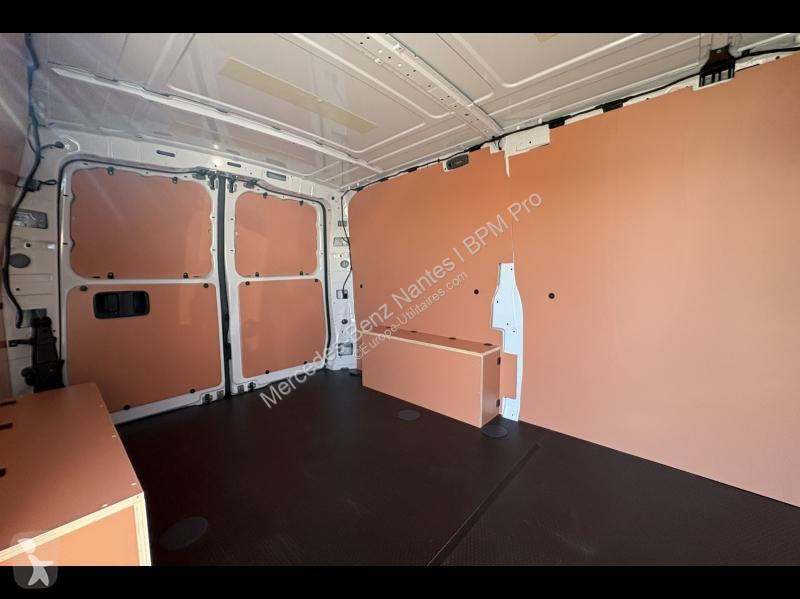 Mercedes Vito Fg  Long Pro Propulsion Transporter