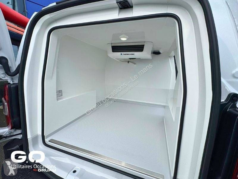 Samochód dostawczy Peugeot