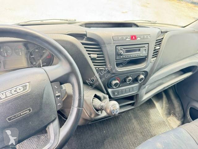 عربة نفعية Iveco