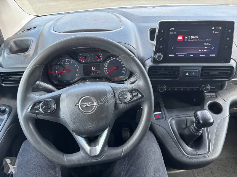 Samochód dostawczy Opel