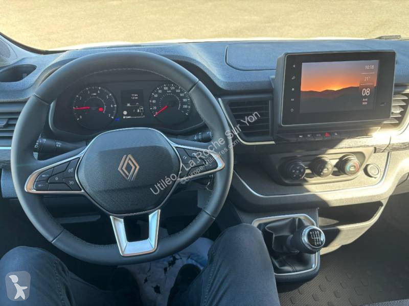 Samochód dostawczy Renault