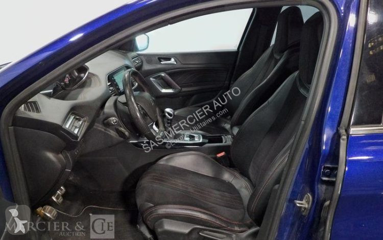 عربة نفعية Peugeot