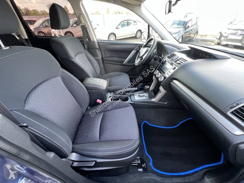 Samochód dostawczy Subaru III 2.0D 147ch 4X4...