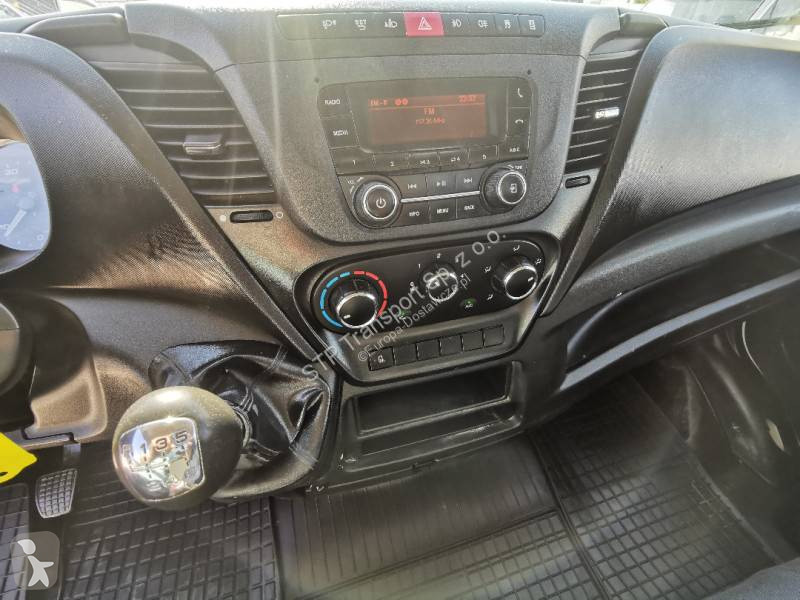 عربة نفعية Iveco