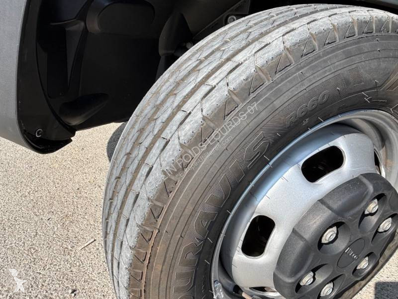 Furgoneta Iveco