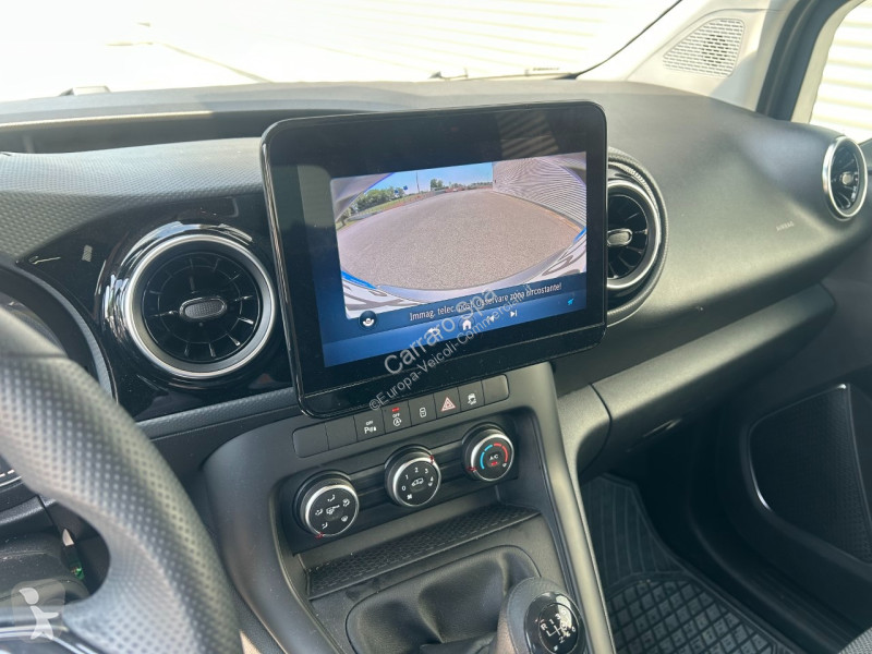 Furgoneta Mercedes W420/e