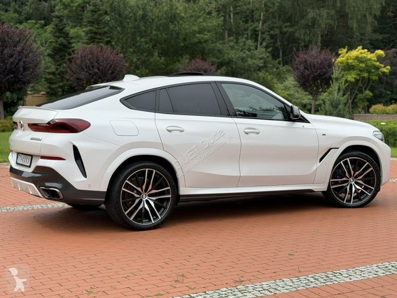 Samochód dostawczy BMW X6