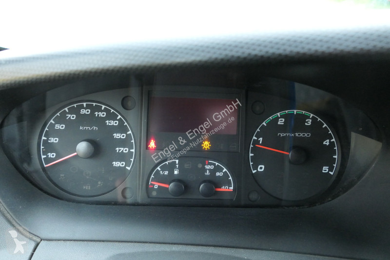 Veicolo commerciale Iveco Daily 35 S11 C30C...