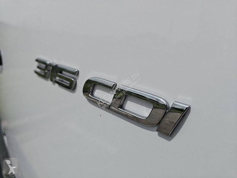 عربة نفعية Mercedes 315 L2H1 RWD Mbux AC