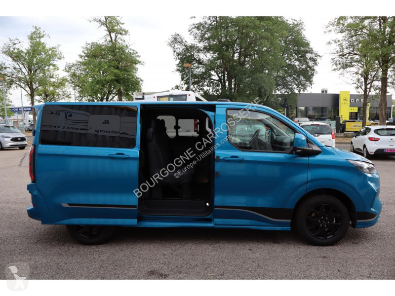 Véhicule utilitaire Ford TRANSIT CUSTOM 2.0...