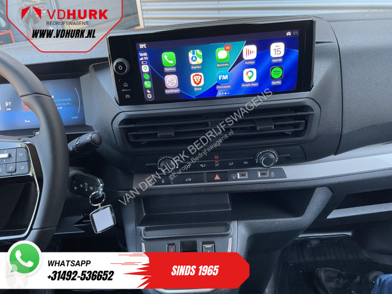 Samochód dostawczy Toyota 230 km WLTP...