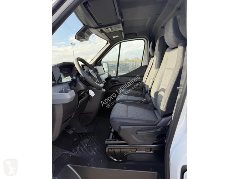 Véhicule utilitaire Nissan INTERSTAR 3.5t L3H2...