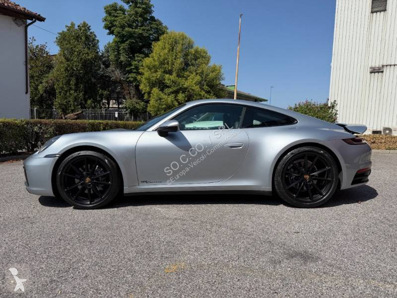 Véhicule utilitaire Porsche