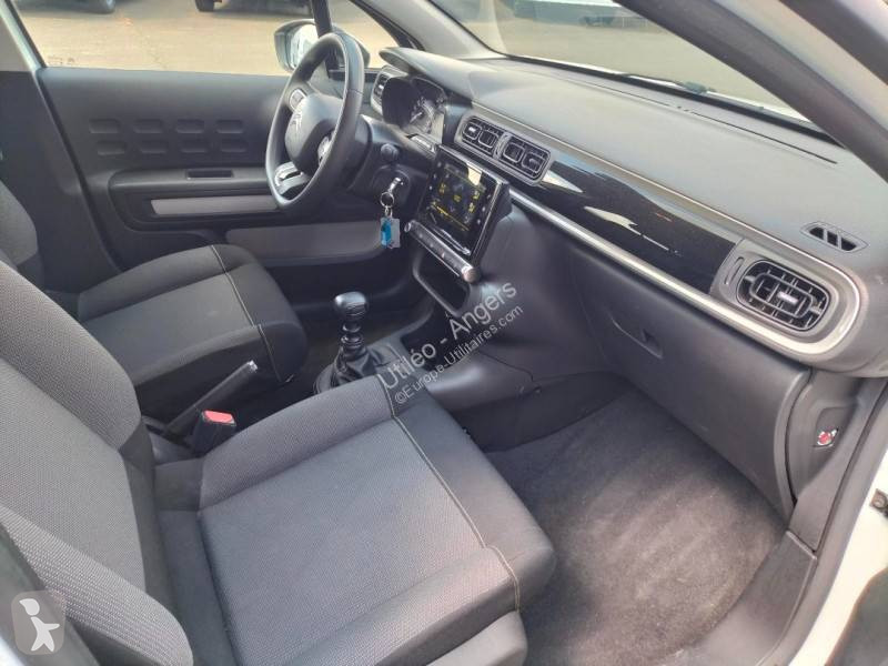 عربة نفعية Citroën 1.5 BLUEHDI 100CH FELL NAV