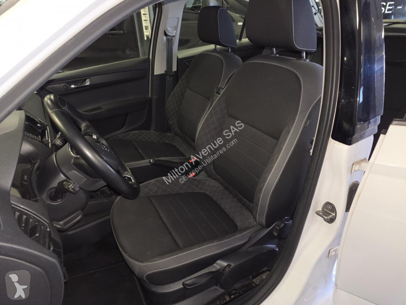 عربة نفعية Skoda FABIA 1.0 TSI - 95 Business