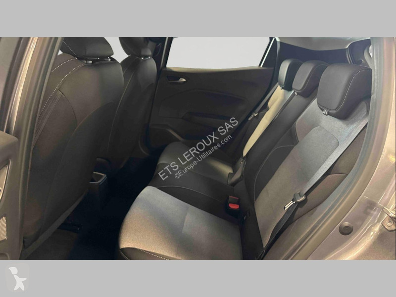 Véhicule utilitaire Renault CLIO V
