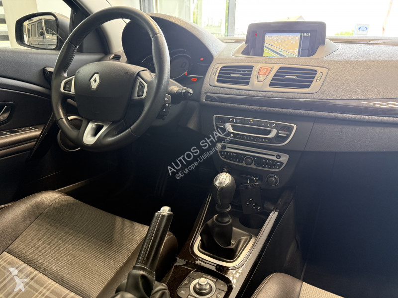 عربة نفعية Renault MEGANE III COUPE 1.4 TCE...