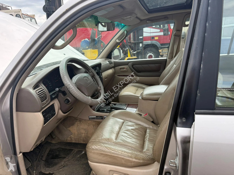 Furgoneta Toyota SUV - V8 - Petrol - 4x4 4WD -...