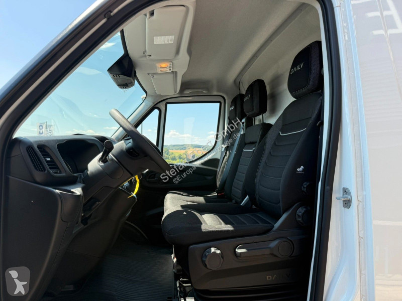 عربة نفعية Iveco 35S18HA8 V Kastenwagen *R...