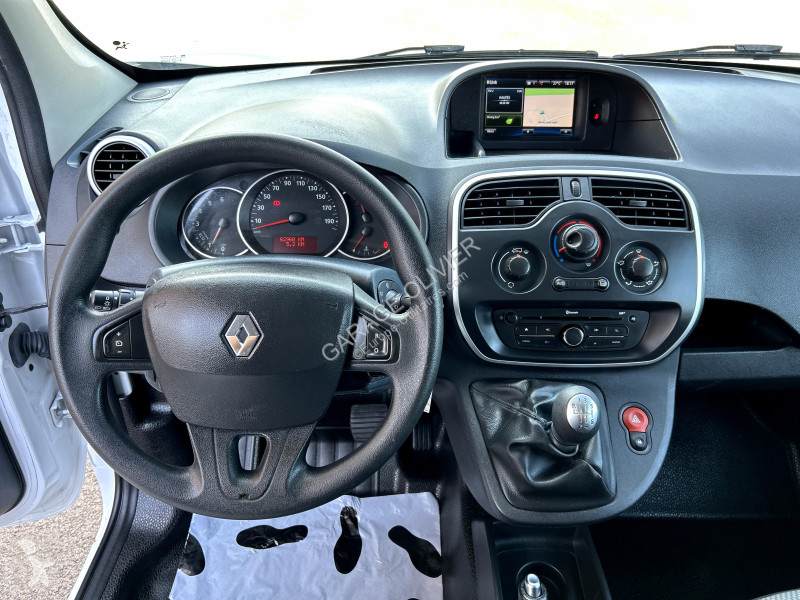 Véhicule utilitaire Renault 1.5 Blue dci 95...